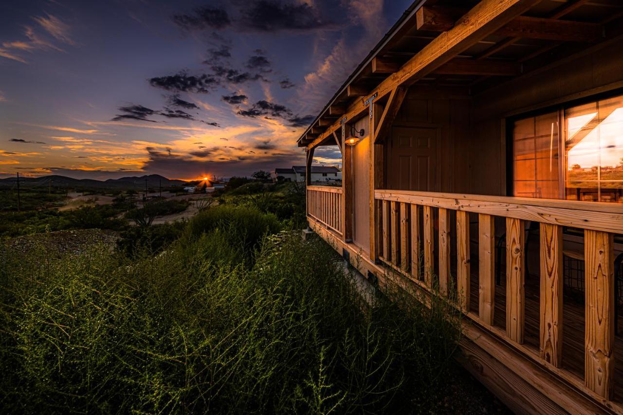 -Pet Friendly- Miners Cabin #5 -Two Double Beds - Private Balcony Tombstone Exterior photo