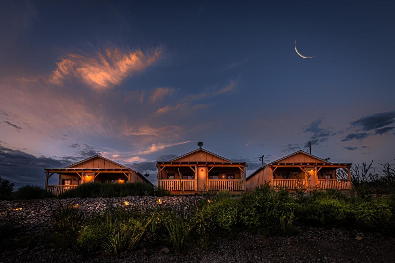 -Pet Friendly- Miners Cabin #5 -Two Double Beds - Private Balcony Tombstone Exterior photo